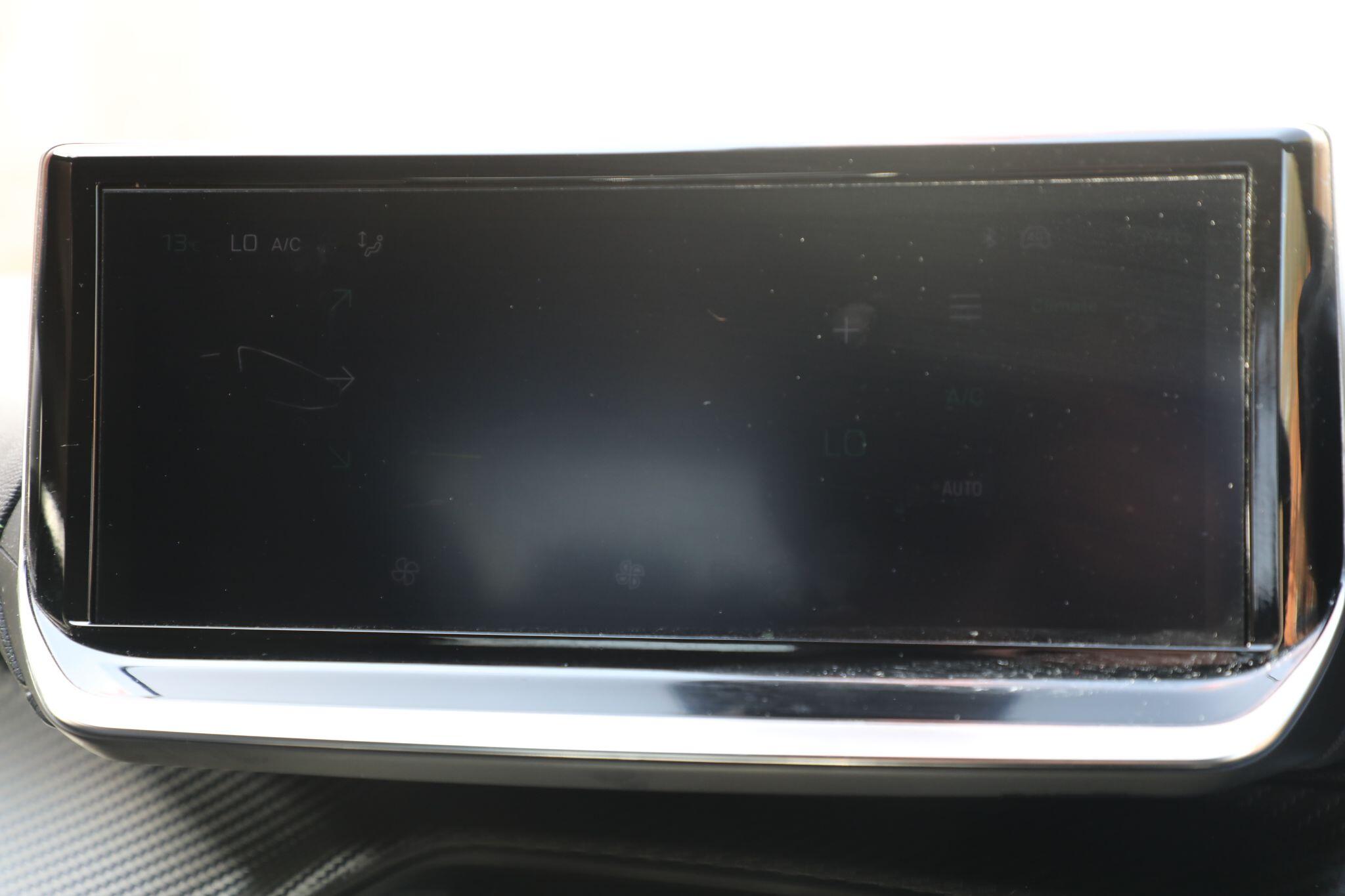 Large vehicle image